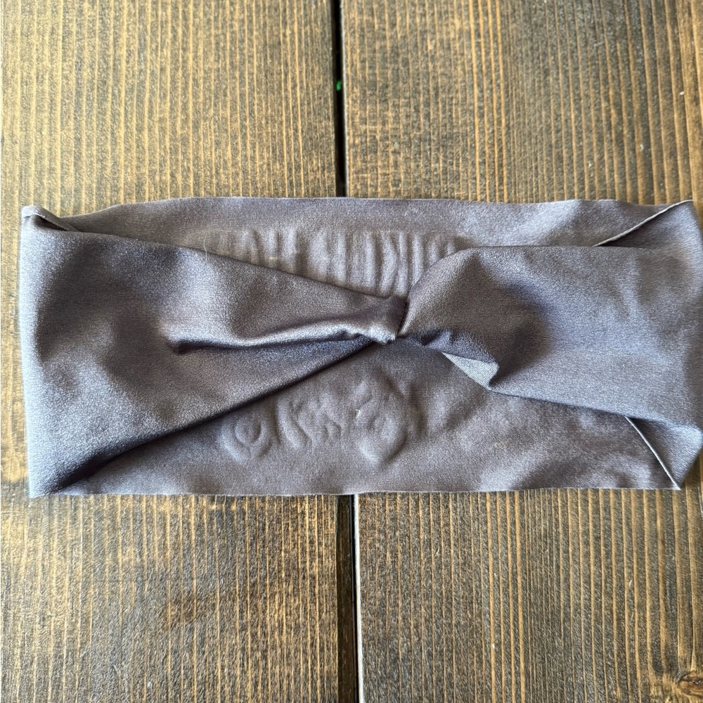 Stylish Patterned Headbands Collection - Picture 5 of 9